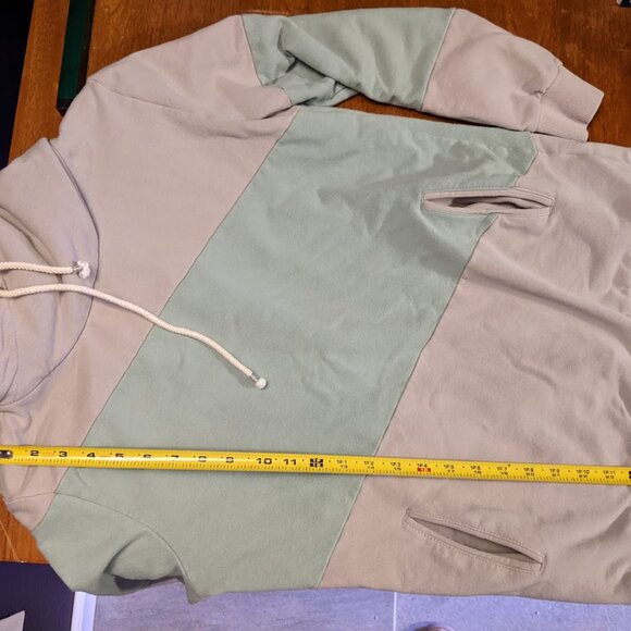 Diagonal Colorblock Teal/Grey Sweatshirt by Ampersand AVE. Size XL - Picture 8 of 15